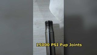 Beten Sie polierte Metallstangen