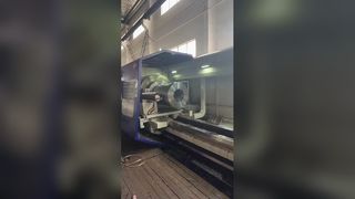 Bohrlochkopfteile in Produktion